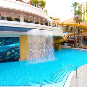 **** Semesteranläggning (resort) Golden Nugget & Casino Vegas USA