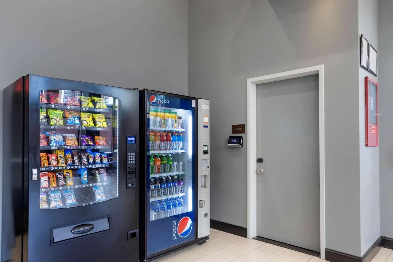 Hotell Comfort Inn & Suites Near Stadium New York