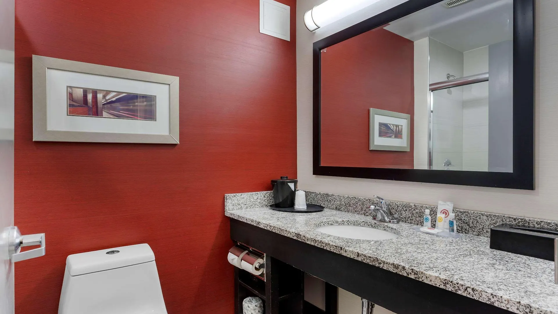 Comfort Inn & Suites Near Stadium New York USA