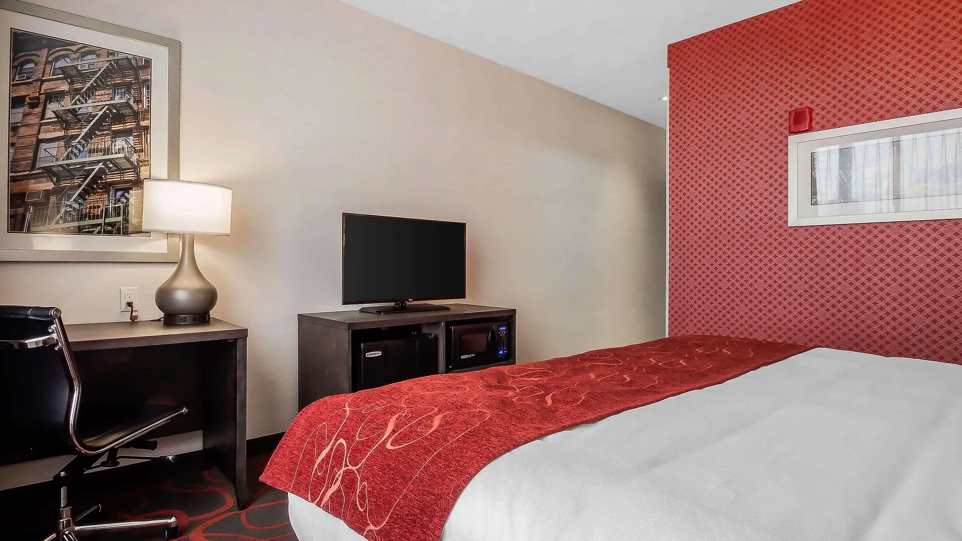 *** Hotell Comfort Inn & Suites Near Stadium New York USA