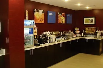 Hotell Comfort Inn & Suites Near Stadium New York