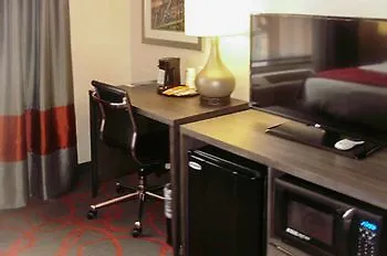 *** Hotel Comfort Inn & Suites Near Stadium New York United States